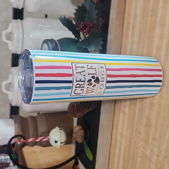 GREAT WOLF LODGE DRINK CARAFFE - Picture 9 of 9